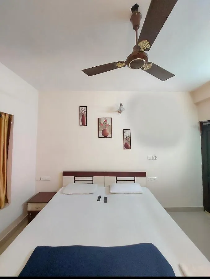 We One Comfort Inn Kochi Otel